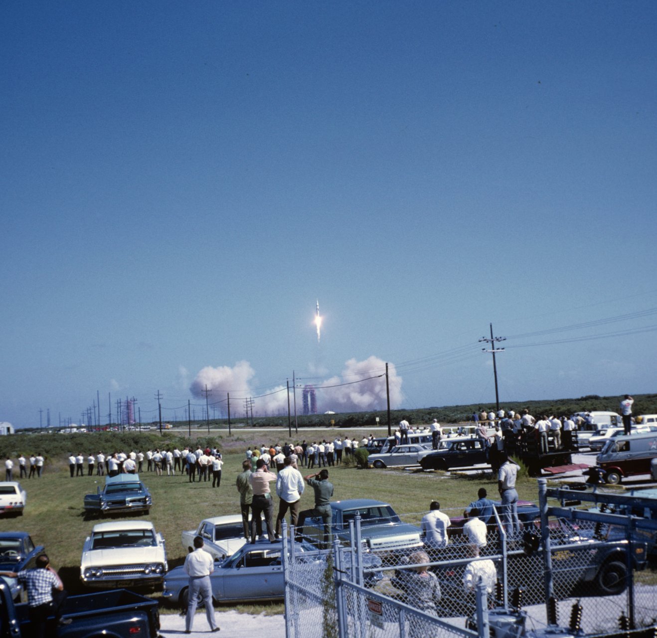 143 Liftoff Apollo 7 Saturn 1 Nov 11 1968 -s